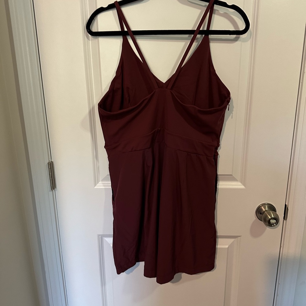 HALARA Women's Breezeful™ Backless Side
Zipper with Pockets, Quick Dry romper - Picture 4 of 11
